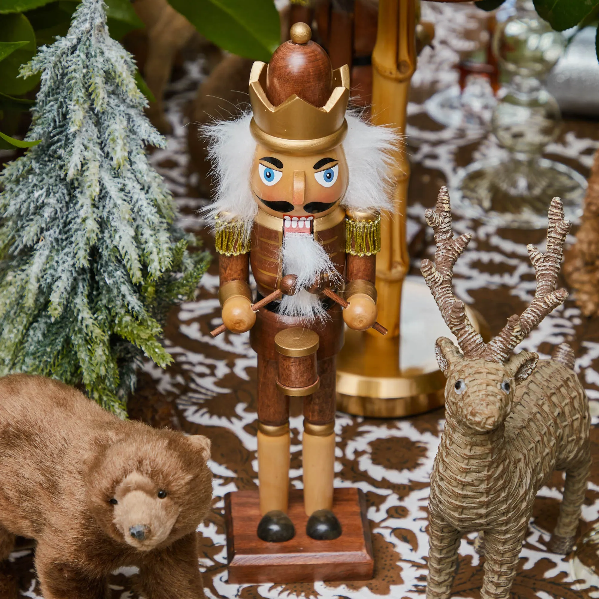 Alpine Chalet Decoration Set