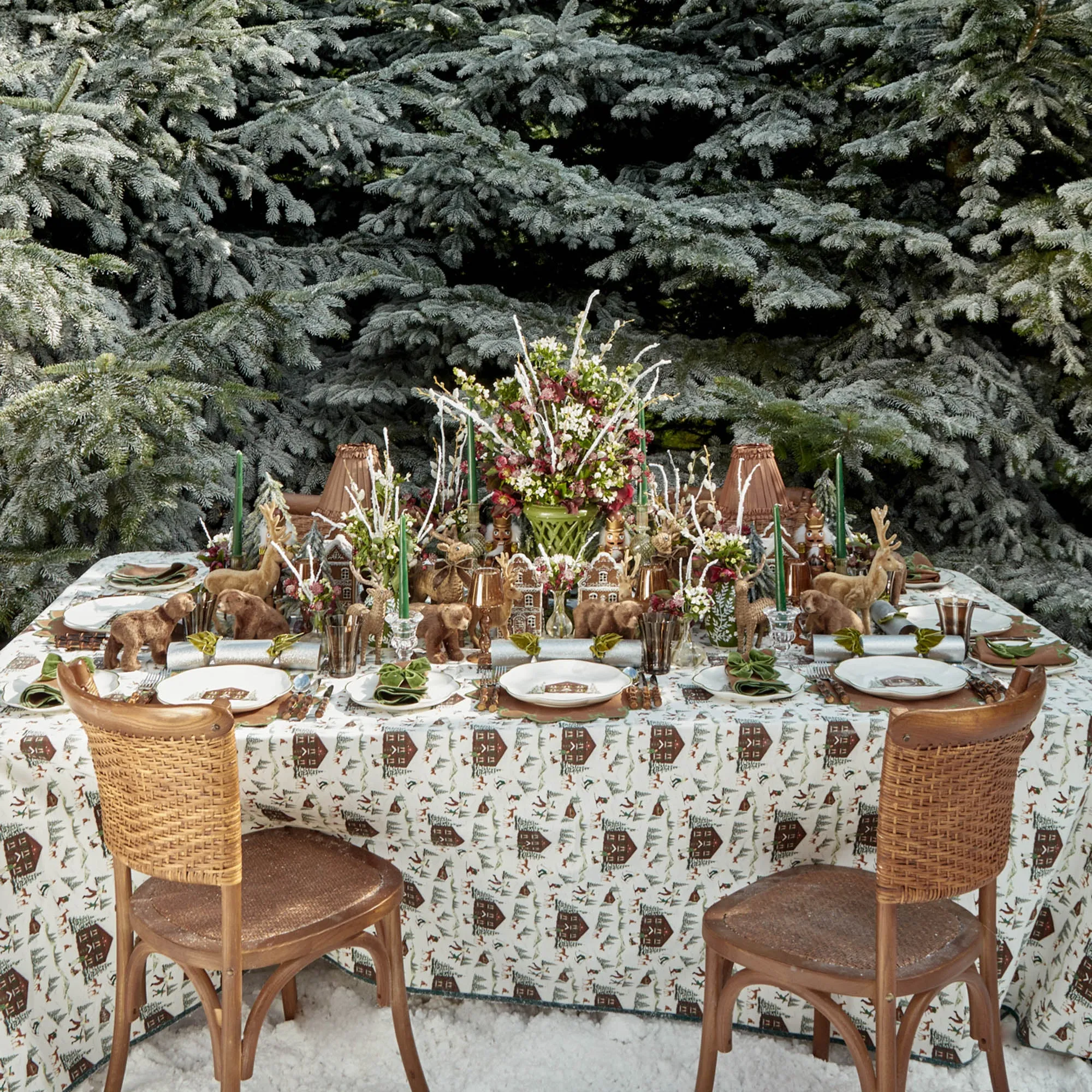 Alpine Chalet Decoration Set