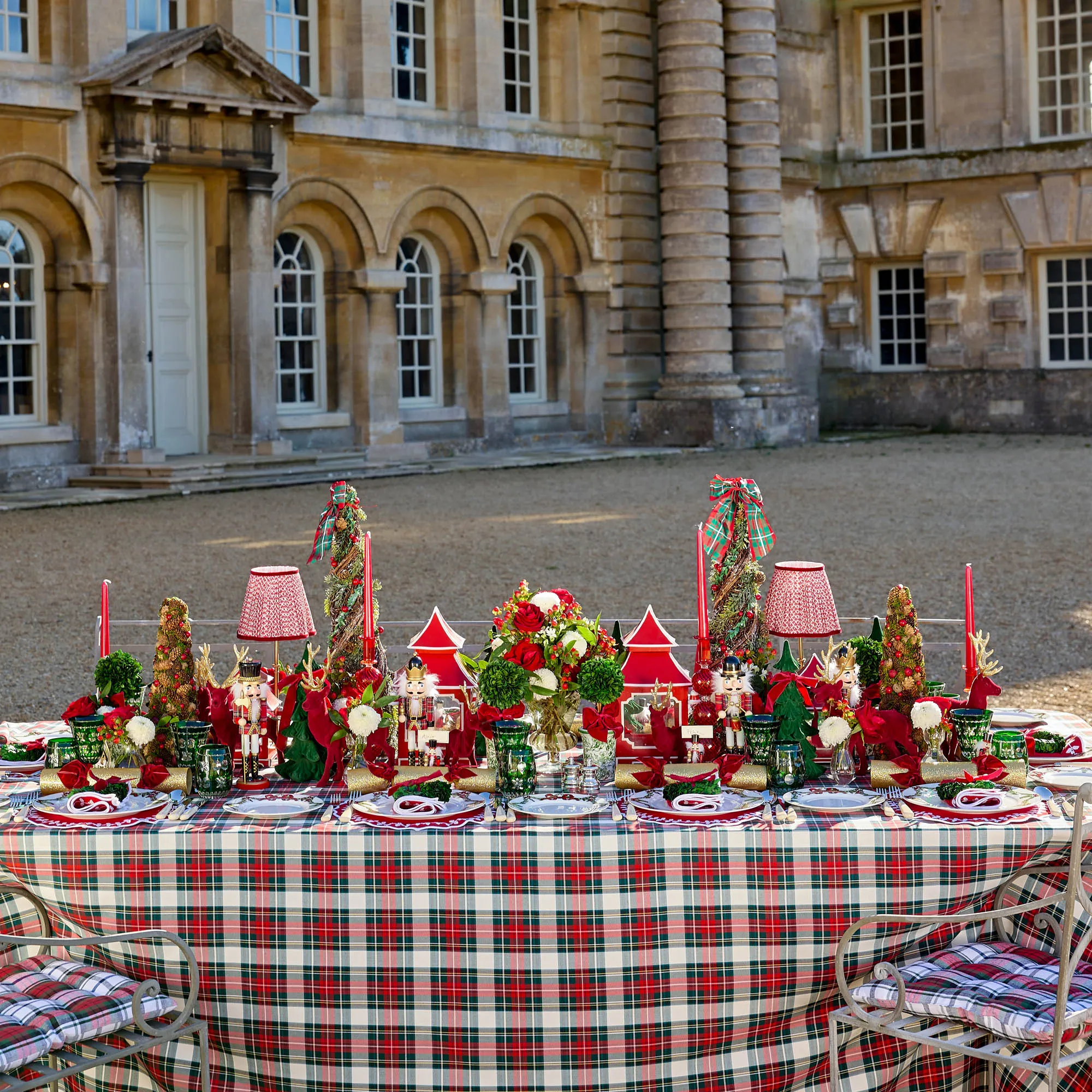 Christmas Garland Starter Plate