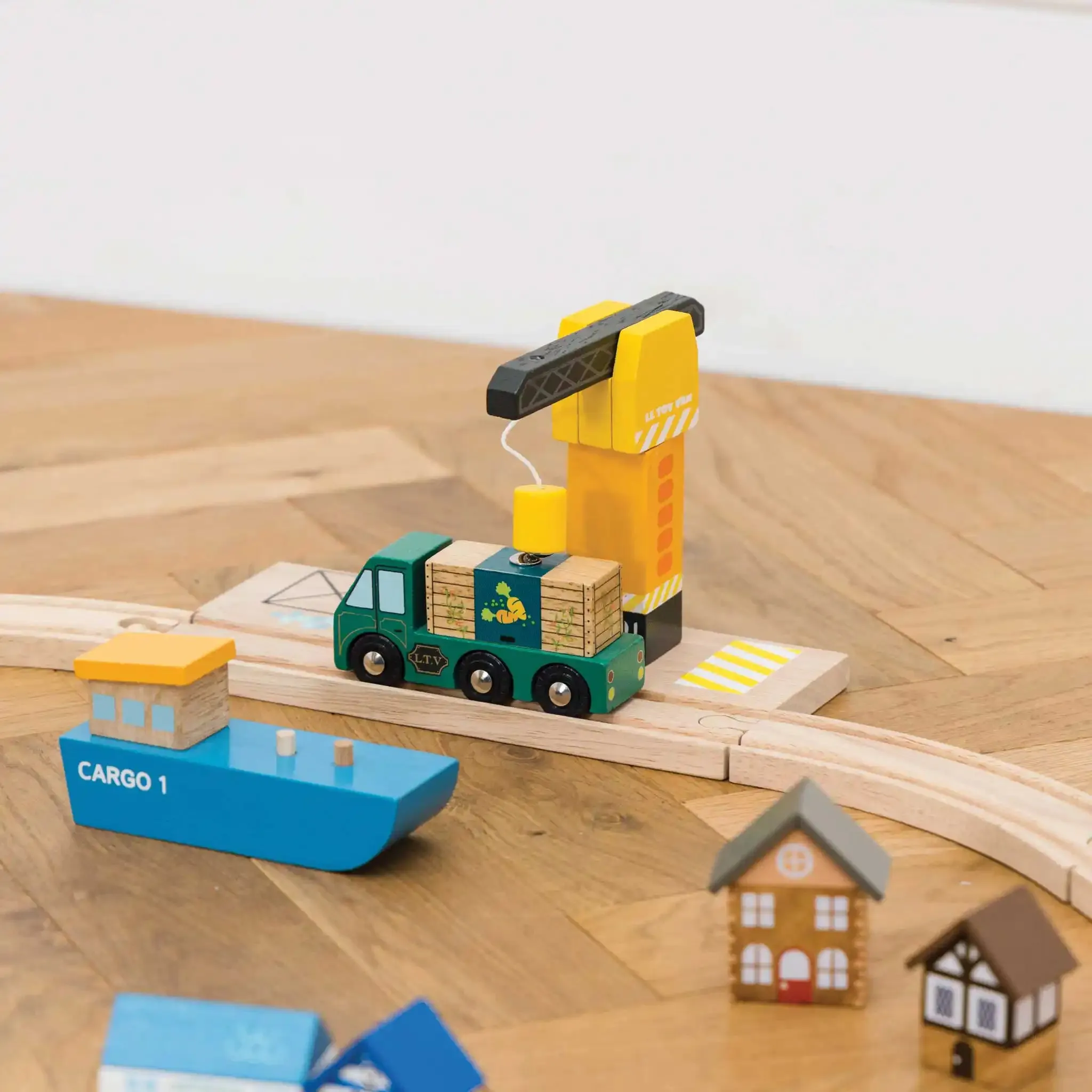 Royal Express Railway Train Set