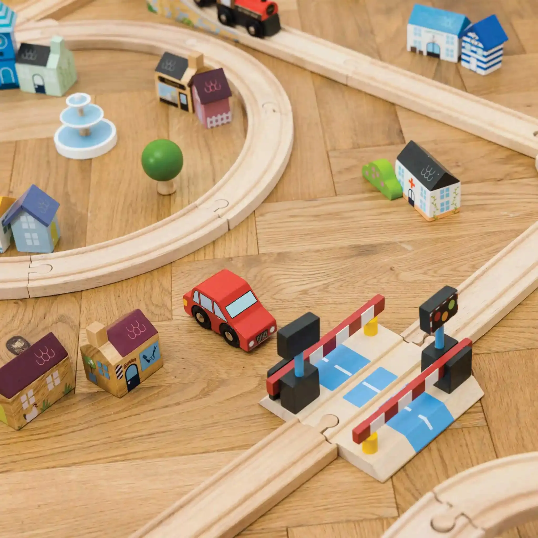 Royal Express Railway Train Set