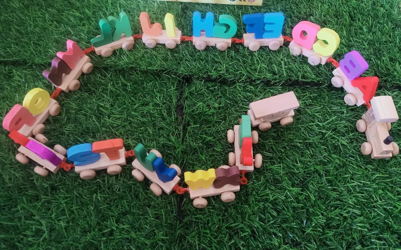 Wooden Alphabet Train Toy for Kids-SHTM1104